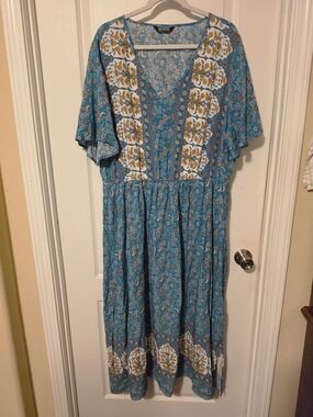 BloomChic Turquoise Floral V-Neck Boho Midi Dress with Cream & Gold Accents